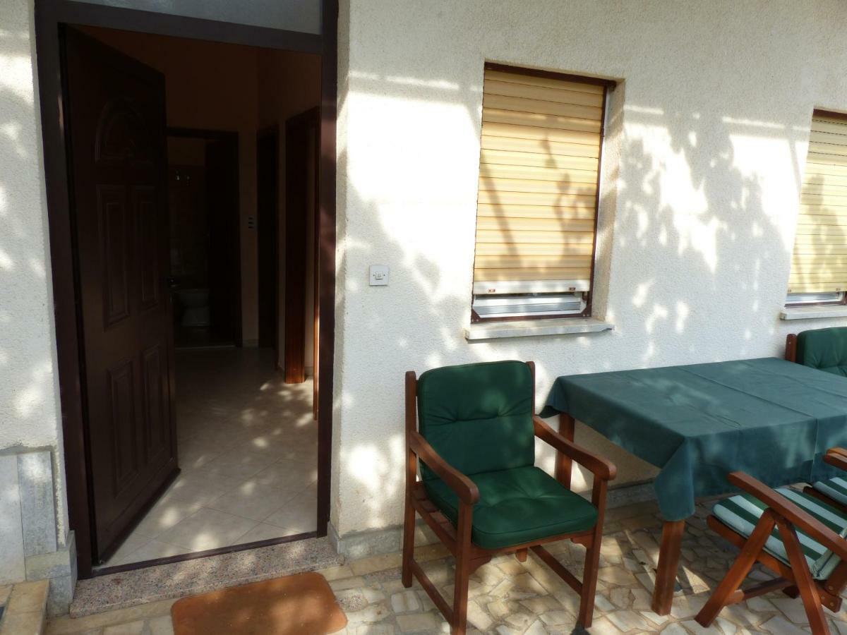 Apartment Ana Krnica Esterno foto