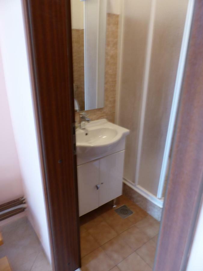 Apartment Ana Krnica Esterno foto